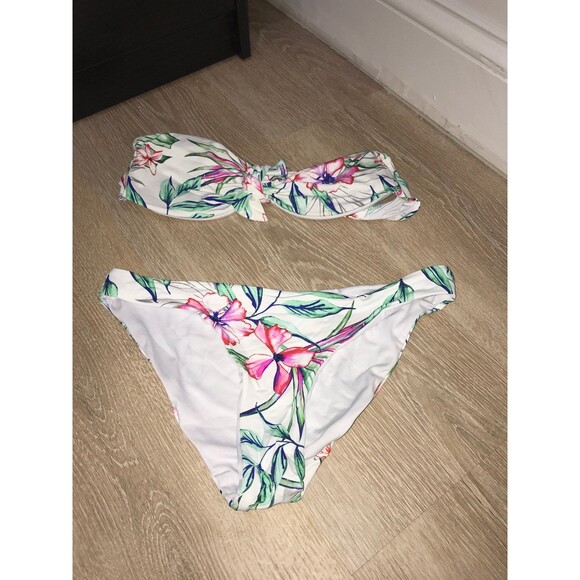 Floral tropical Bikini two piece set - Picture 1 of 3